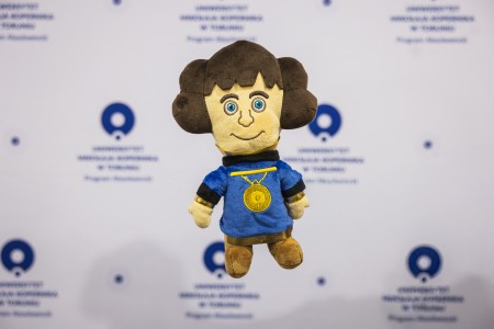 Absolwenckie potupaje na UMK [fot. Szymon Zdziebło]